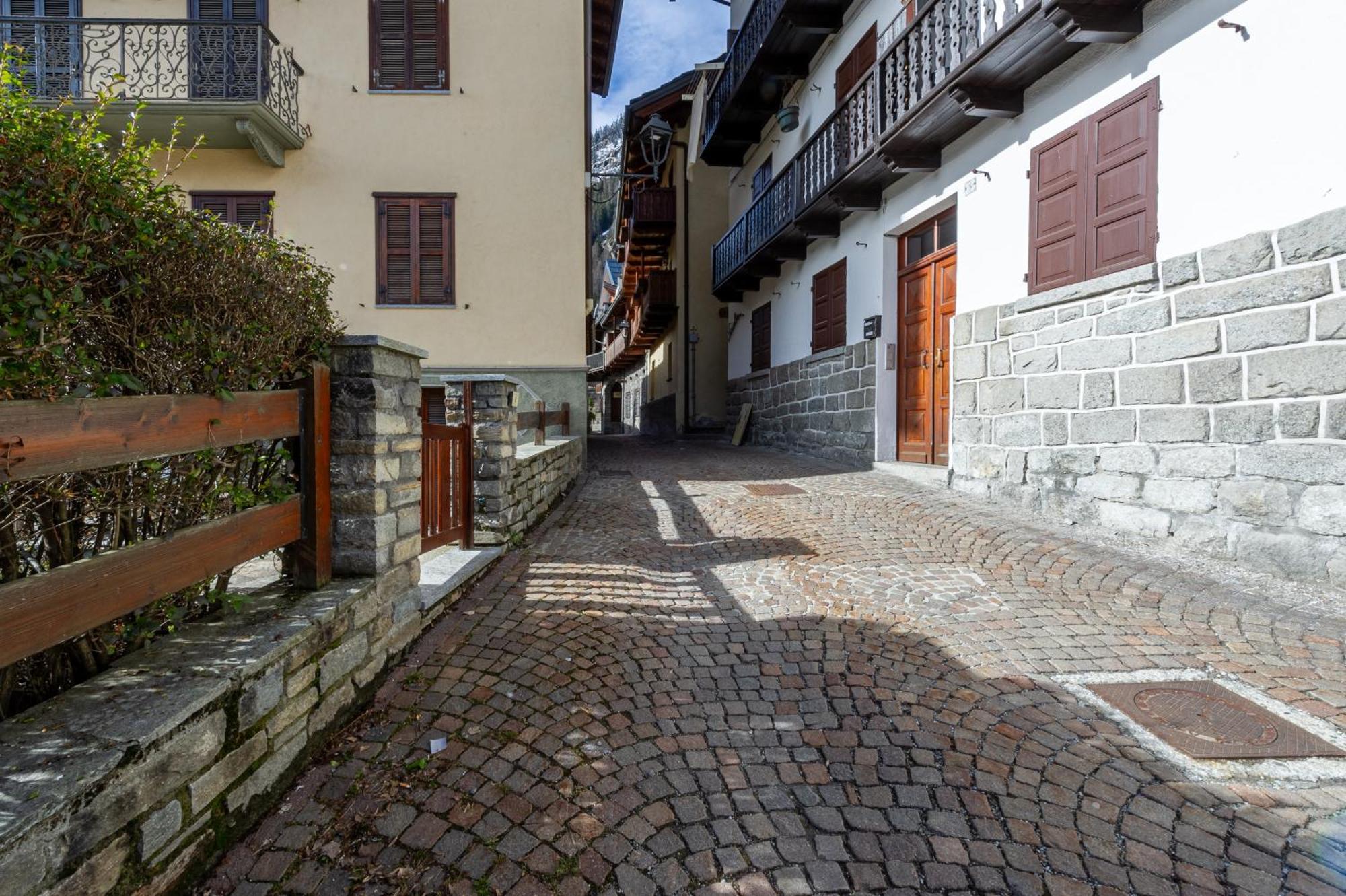 Appartamento La Villette- Comodo E Ben Posizionato - Cour 0220 Courmayeur Exteriér fotografie